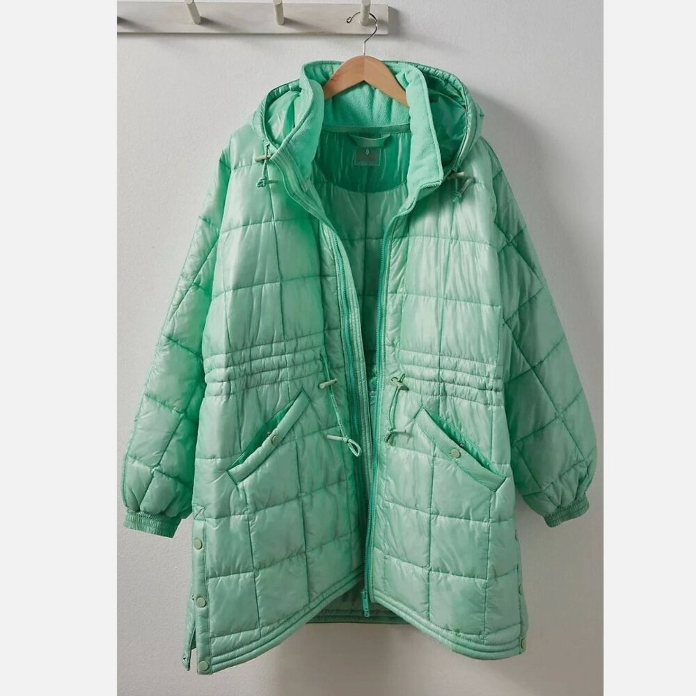 NWT Fp Movement by Free People Patricia Packable Poncho Puffer Jacket Coat XS